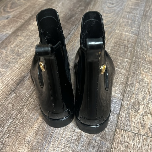 Michael Kors Rain Boots - Picture 6 of 9